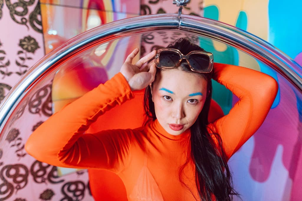 Creator tracking revenue